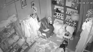 Hack cam Em Chủ shop quân áo vú to đẹp