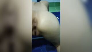 Loạn luân với nhỏ em họ dâm đãng lồn non