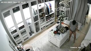 Vợ Đưa Bồ Về Nhà Địt Ngay Trong Nhà Có Lắp Cam