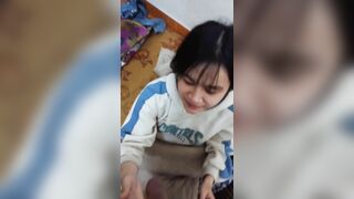 Đào tạo em gái non bú cu