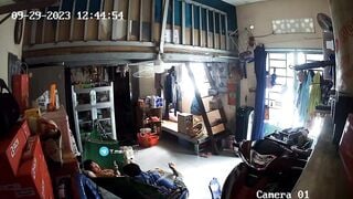 Niềm vui khi đi làm về có vợ địt nó một cái rồi tiếp tục mưu sinh