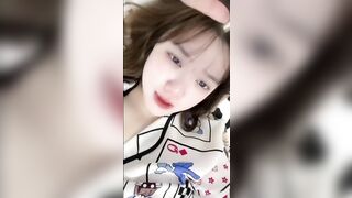 Vừa xinh vừa dâm anh nào chả thích, đky kênh ib tui cho xem cơ thể nhó
