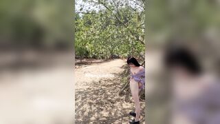 Chỉ có thể ở Trung Quốc, quay video vợ ra đường thủ dâm trước mặt hàng xóm