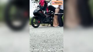 Địt nhau giữa đường