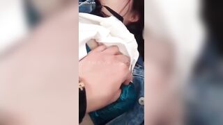 Thanh niên cơ hội hấp diêm bạn gái say xỉn trên xe khi đưa em về nhà