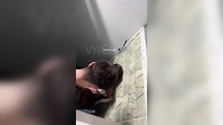 [Hot]Cặp đôi học sinh mới lớn siêu teen bị quay lén khi địt nhau trong toilet quán nh