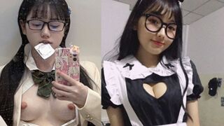 Gái Xinh Cosplay Học Sinh Móc Lồn Nước Bắn Tùm Lum
