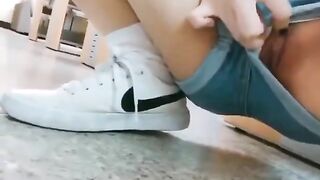 đang kiểm kho, nhưng có một mình nên vén qua một bên cho mn coi nè!
