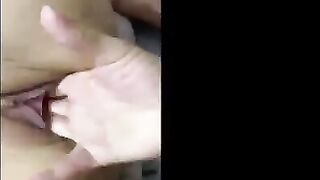 Xuất tinh trắng bướm cô vợ ưa sạch sẽ wax lông gọn gàng