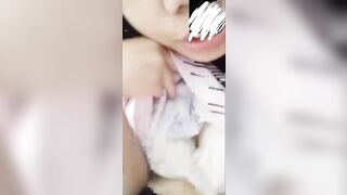 Em Hoài Linh nứng lồn call cho ny xem vú