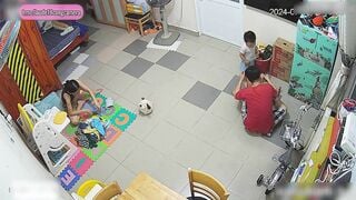 Hack cam chồng nứng cặc cởi quần bú lồn địt vợ đang ngủ