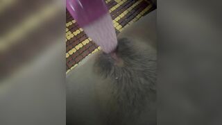 thủ dâm cho em gái 18 tuổi nứng ra nước trắng xoá
