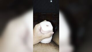 Chơi bắn tùm lum với lồn giả 🥵