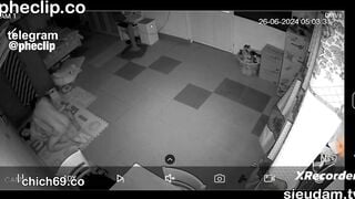 Hack Camera Chồng Nứng Cặc Cởi Quần Bú Lồn Địt Vợ Đang Ngủ