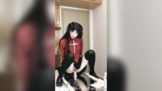 Cosplayer nổi tiếng bị trói tay ép nhún với cu giả