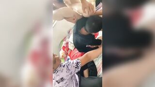 Đè bạn học ra hấp diêm tập thể, đúng là TQ chuyện gì cũng xảy ra được