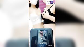 Hot PH top one stream 2 em gái xinh nhí nhảnh show hàng trên Fb