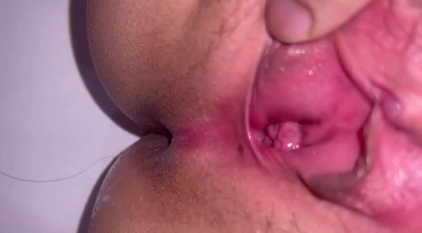 Chị gái khó ngủ