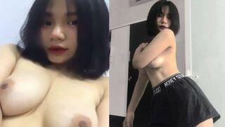 Khánh Trâm gái mới lớn lộ clip sex địt cực sung