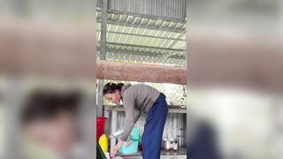 Mb dâm thích thả rông lâu lâu mới chịu mặc quần lót