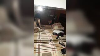 Clip sex nữa đêm đang ngủ thì thèm bú cu