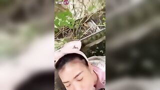 Vợ dâm đãng thích chơi public
