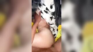 Địt e lên đỉnh co giật nước lênh láng