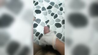 Thủ dâm với quần lót của chị gái mới mặc