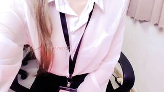 Luật Sư Lê Thuý An Làm Thêm Ngoài Giờ