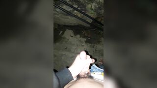 Sục cu ngoài đường tiếp nè