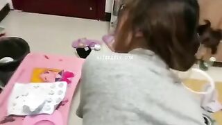Gái xinh mê cu nghiện bú cu nhìn mặt em phê pha trước con cu là biết em mê đến cỡ nào