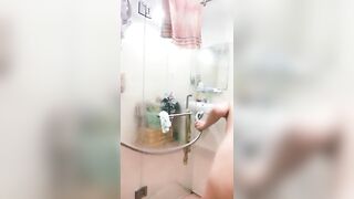 15,82gái xinh quay cảnh đi tằm cho bạn trai xem.