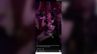Clip Chu Thanh Huyền Làm Quán Karaoke Vợ Quang Hải Hát Vạn Người Mê