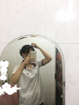 Mỗi bộ ảnh là 1 em bé. Này là em bé Mỹ Duyên