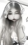 Kim đâm vào thịt thì đau Thịt đâm vào thịt nhớ nhau cả đời<3